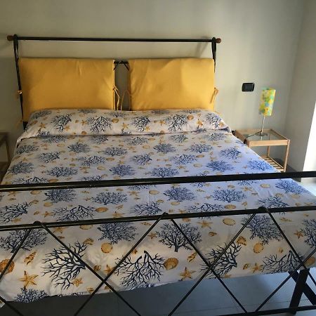 Blu Mare Apartment Салерно Екстериор снимка