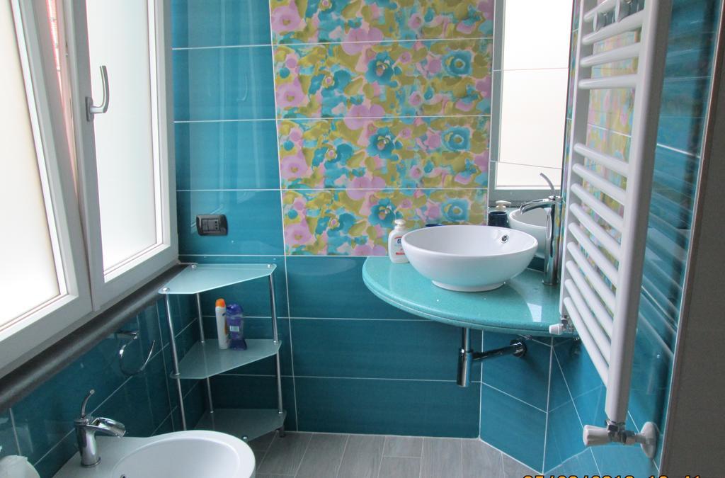 Blu Mare Apartment Салерно Екстериор снимка